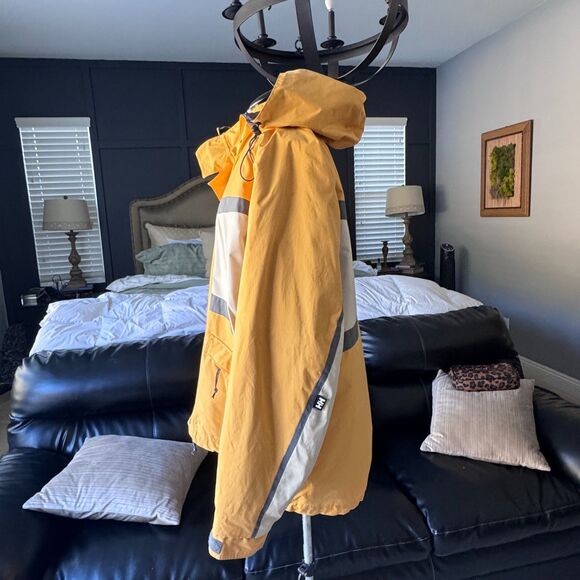 VINTAGE Helly Hansen Helly Tech Sailing Ski Jacket Mens Size Large Yellow - Picture 3 of 9